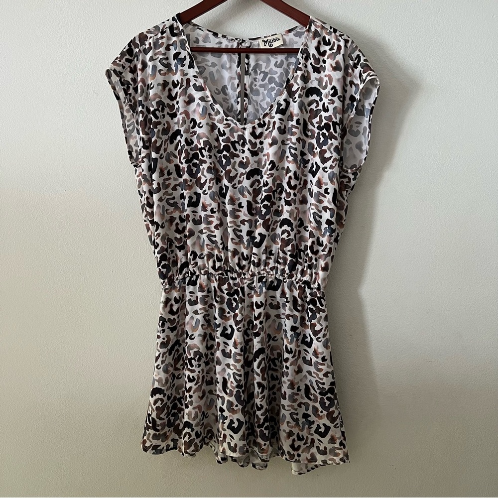 Show Me Your Mumu Romper Sz L